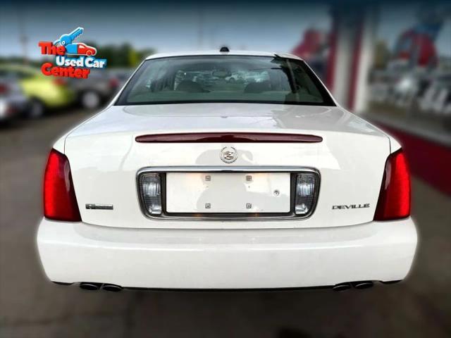 2004 Cadillac DeVille Base