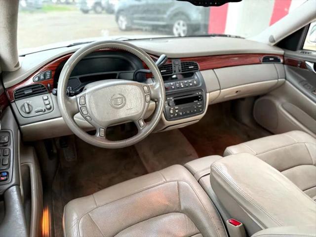 2004 Cadillac DeVille Base