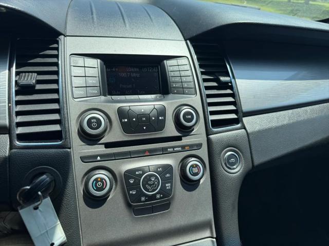 2013 Ford Taurus SEL