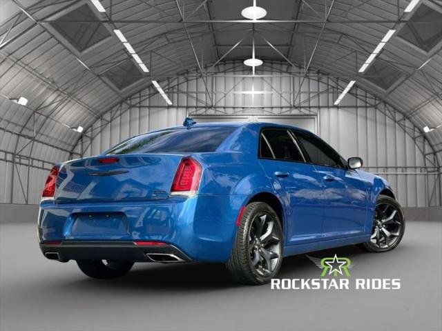 2021 Chrysler 300 Touring