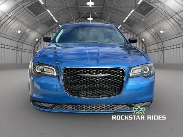 2021 Chrysler 300 Touring