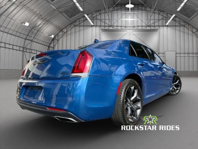 2021 Chrysler 300 Touring