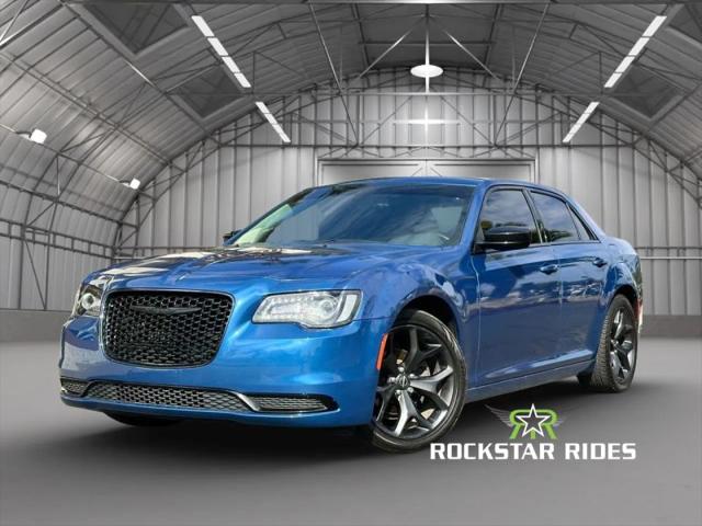 2021 Chrysler 300 Touring
