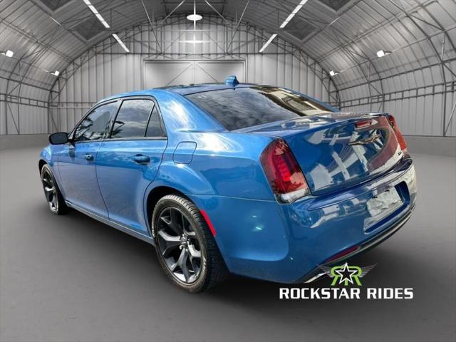 2021 Chrysler 300 Touring