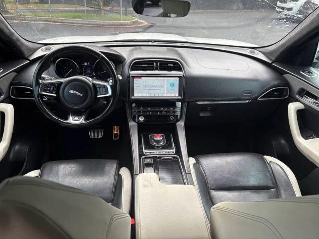 2019 Jaguar F-PACE S