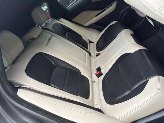 2019 Jaguar F-PACE S