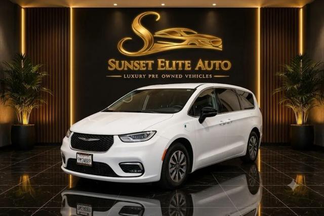 2024 Chrysler Pacifica Select for sale in Laguna Hills, CA
