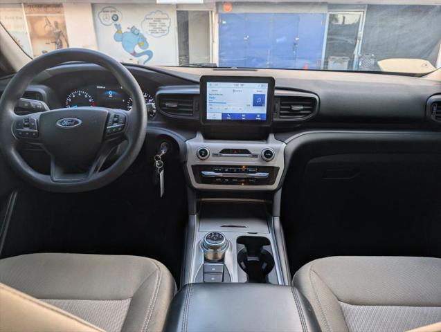 2023 Ford Explorer Base