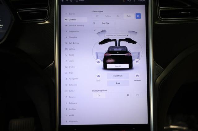2017 Tesla Model X 75D