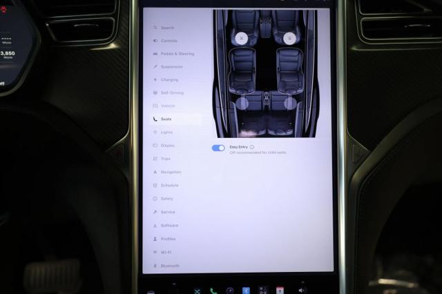 2017 Tesla Model X 75D