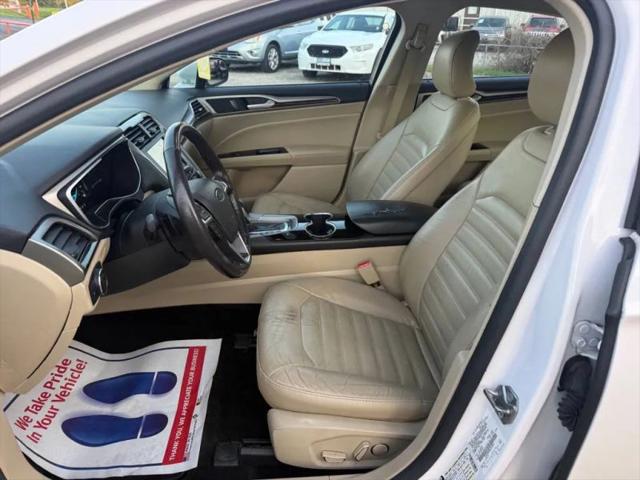 2016 Ford Fusion SE