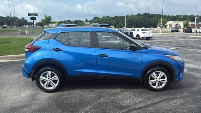 2024 Nissan Kicks S Xtronic CVT