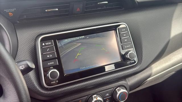 2024 Nissan Kicks S Xtronic CVT