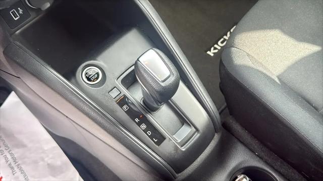 2024 Nissan Kicks S Xtronic CVT