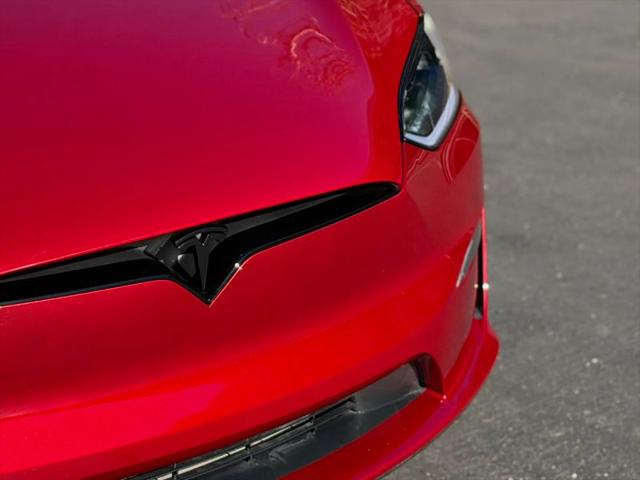 2025 Tesla Model X Long Range
