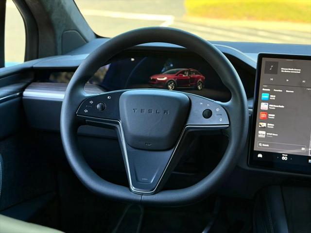 2025 Tesla Model X Long Range