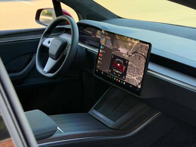 2025 Tesla Model X Long Range