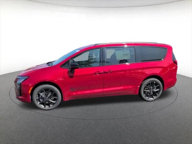 2027 Chrysler Pacifica Select AWD