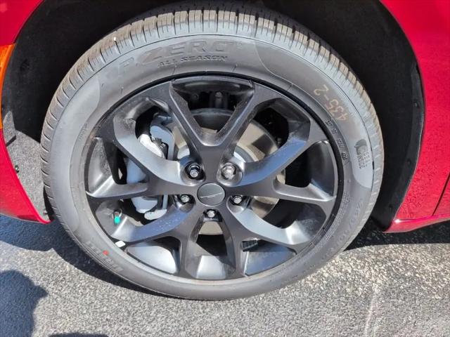 2027 Chrysler Pacifica Select AWD