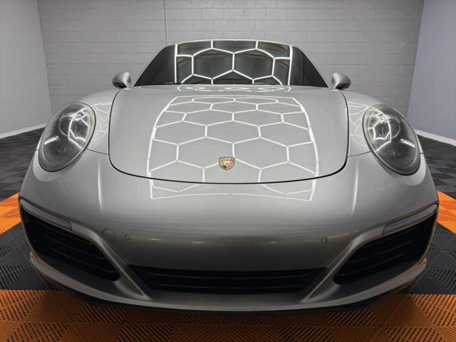2018 Porsche 911 Carrera