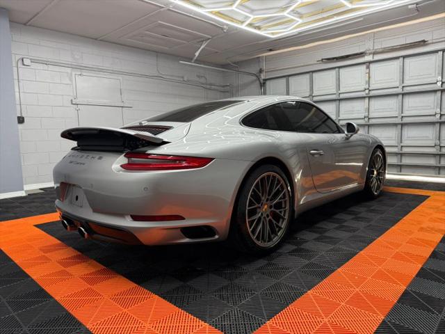 2018 Porsche 911 Carrera