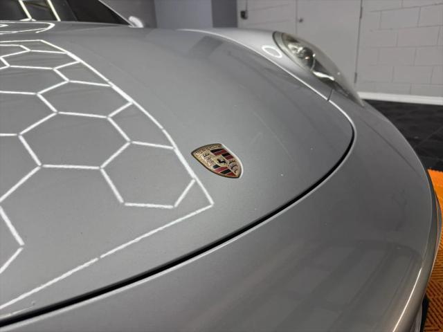 2018 Porsche 911 Carrera