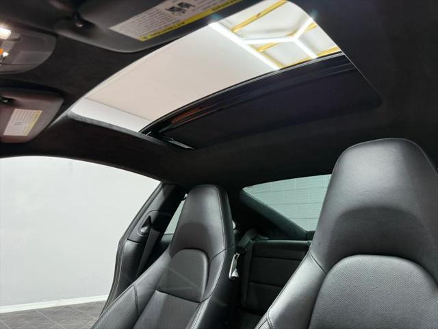 2018 Porsche 911 Carrera