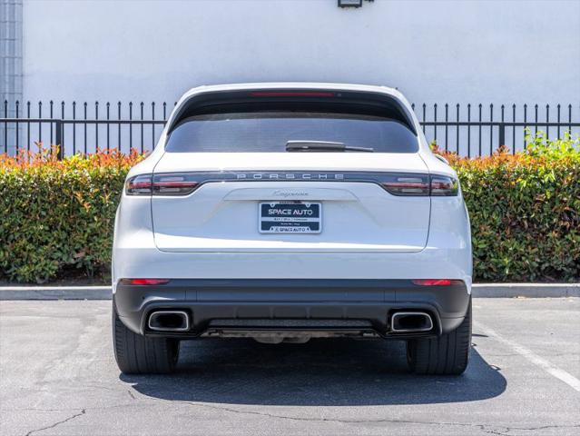 2021 Porsche Cayenne Base