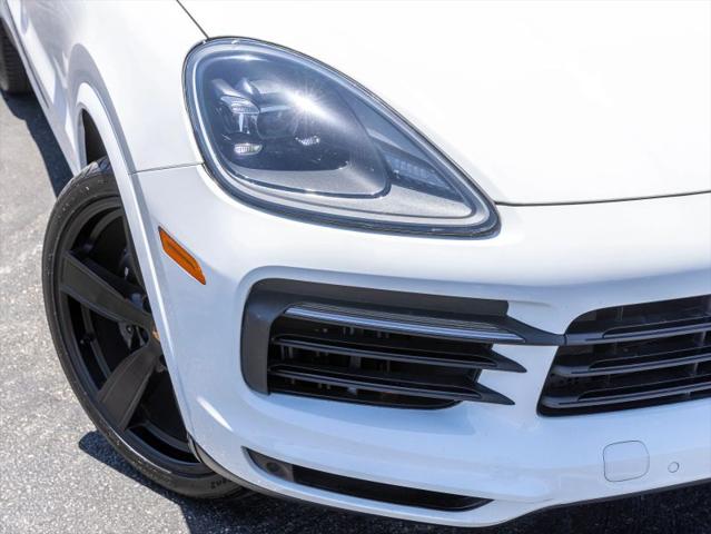 2021 Porsche Cayenne Base