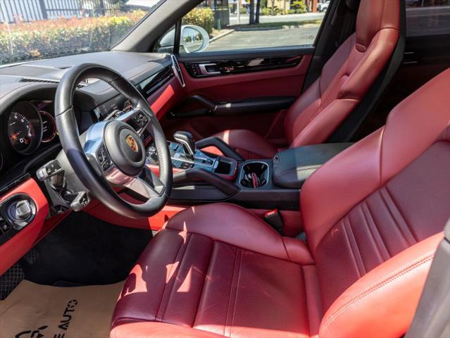 2021 Porsche Cayenne Base