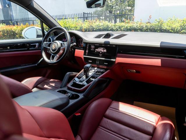 2021 Porsche Cayenne Base