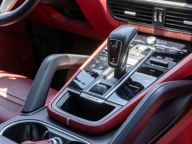 2021 Porsche Cayenne Base