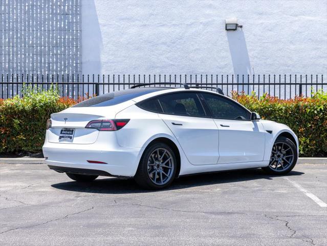 2021 Tesla Model 3 Standard Range Plus Rear-Wheel Drive