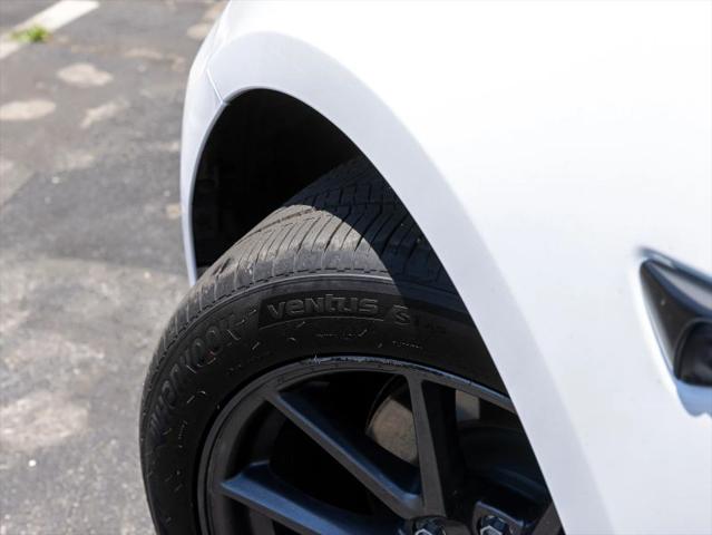 2021 Tesla Model 3 Standard Range Plus Rear-Wheel Drive