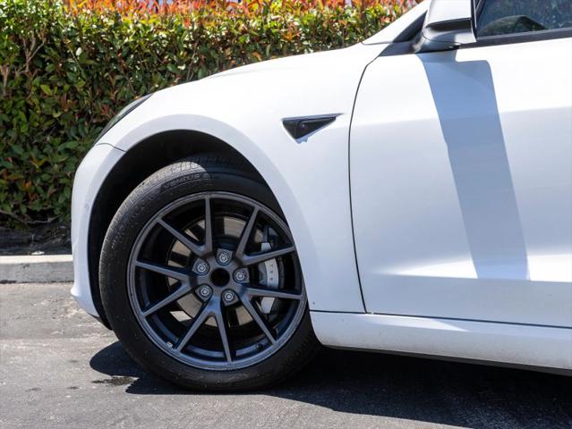 2021 Tesla Model 3 Standard Range Plus Rear-Wheel Drive