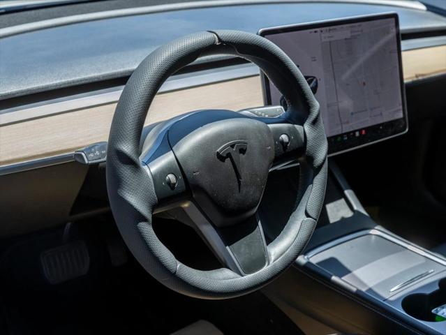 2021 Tesla Model 3 Standard Range Plus Rear-Wheel Drive