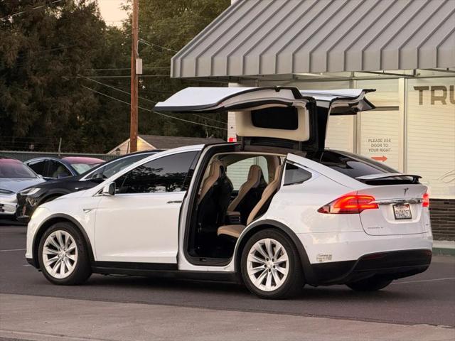 2016 Tesla Model X 90D