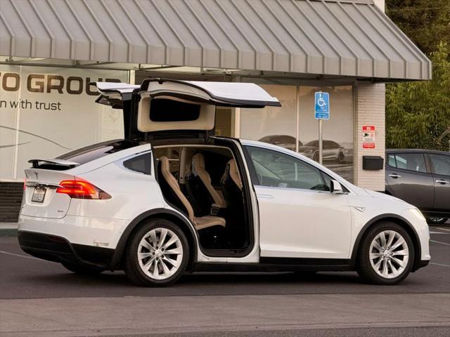 2016 Tesla Model X 90D