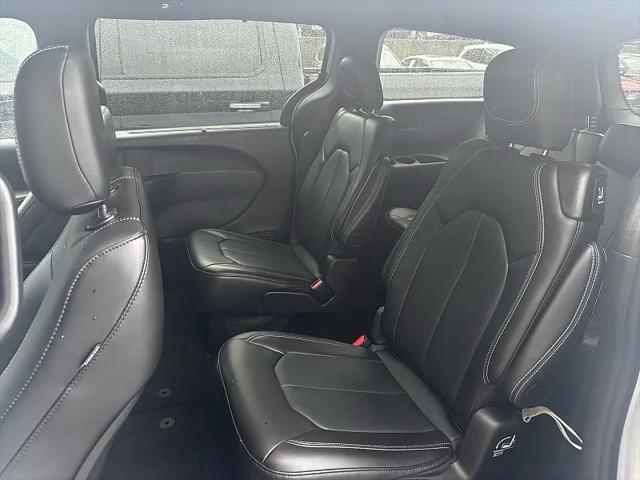 2024 Chrysler Pacifica Touring L AWD