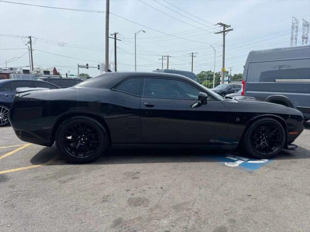2018 Dodge Challenger 392 Hemi Scat Pack Shaker