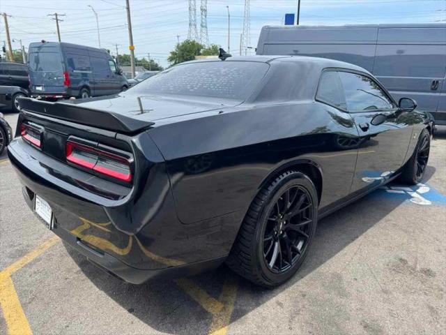 2018 Dodge Challenger 392 Hemi Scat Pack Shaker