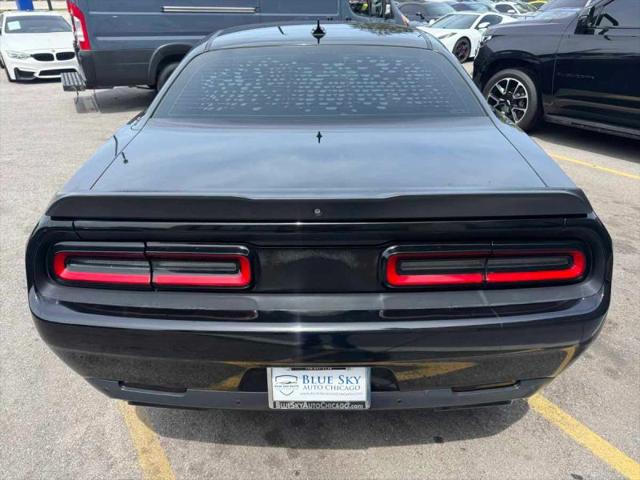 2018 Dodge Challenger 392 Hemi Scat Pack Shaker