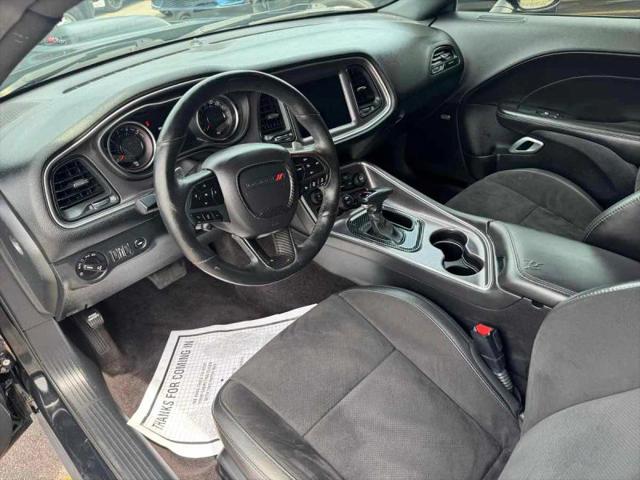 2018 Dodge Challenger 392 Hemi Scat Pack Shaker