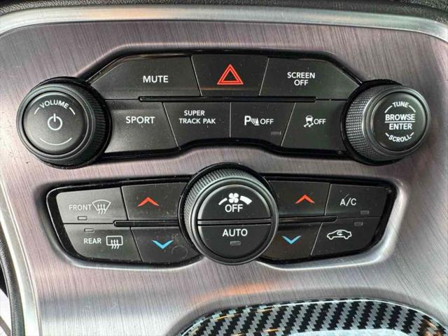 2018 Dodge Challenger 392 Hemi Scat Pack Shaker