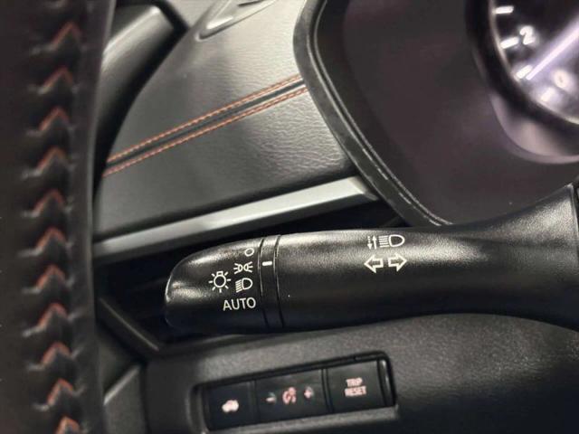 2021 Nissan Altima SR FWD