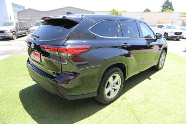 2021 Toyota Highlander LE