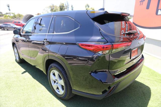 2021 Toyota Highlander LE