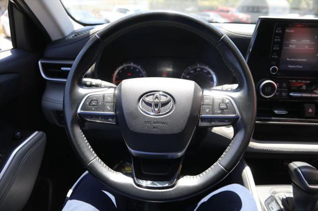 2021 Toyota Highlander LE