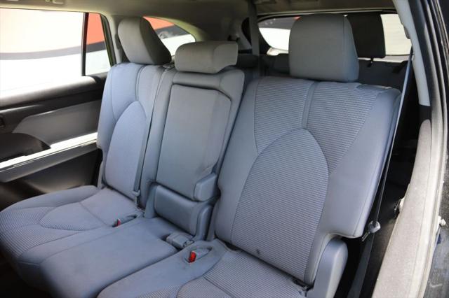 2021 Toyota Highlander LE