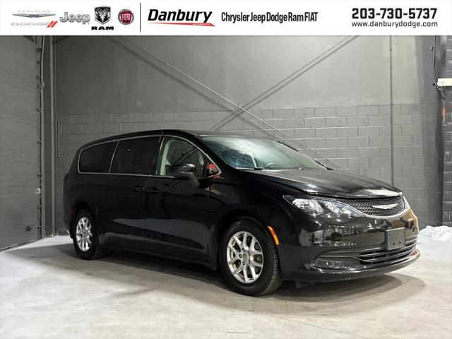 2017 Chrysler Pacifica Touring for sale in Danbury, CT